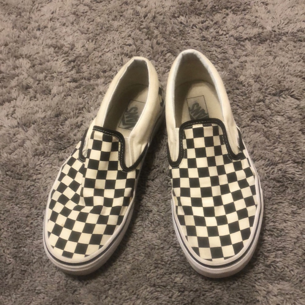 checkered vans